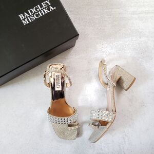 BADGLEY MISCHKA Collection Beatrice Embellished Rinestone Sandal Paltino